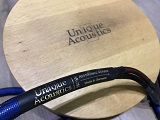 Unique Acoustics Reference Series model AR-250 (2x1,5m)
